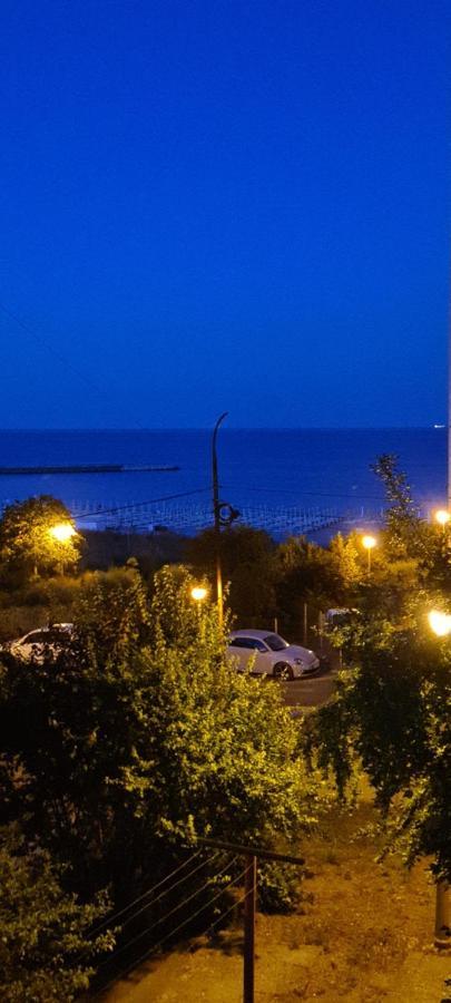 Lumiss Suite - Zoom Beach Constanta Exterior photo